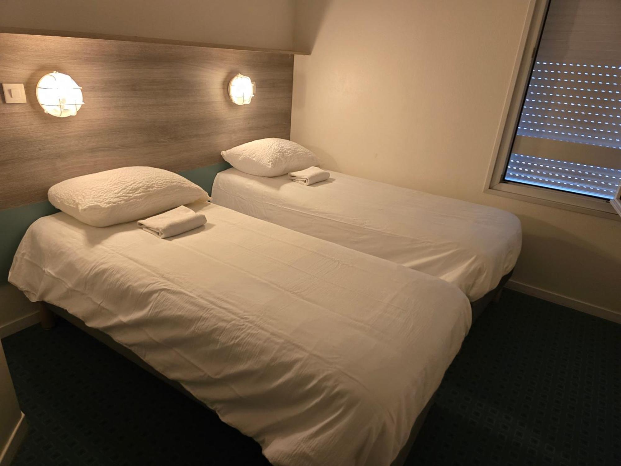 Brit Hotel Essentiel Poitiers Gare Du Futuroscope Jaunay-Clan Екстериор снимка