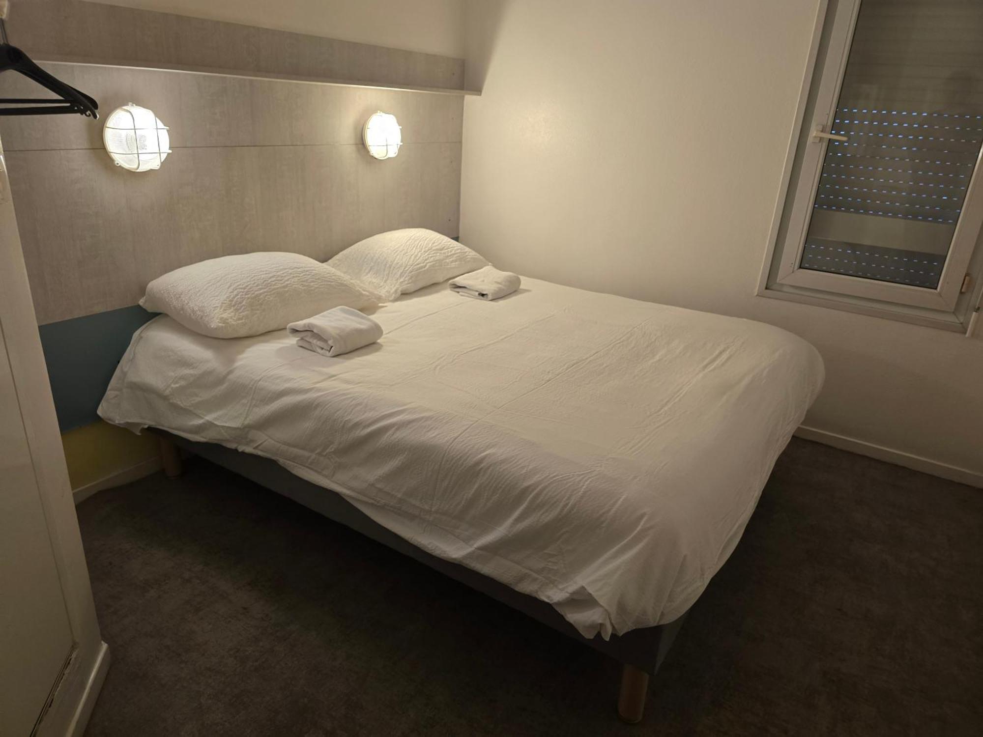 Brit Hotel Essentiel Poitiers Gare Du Futuroscope Jaunay-Clan Екстериор снимка