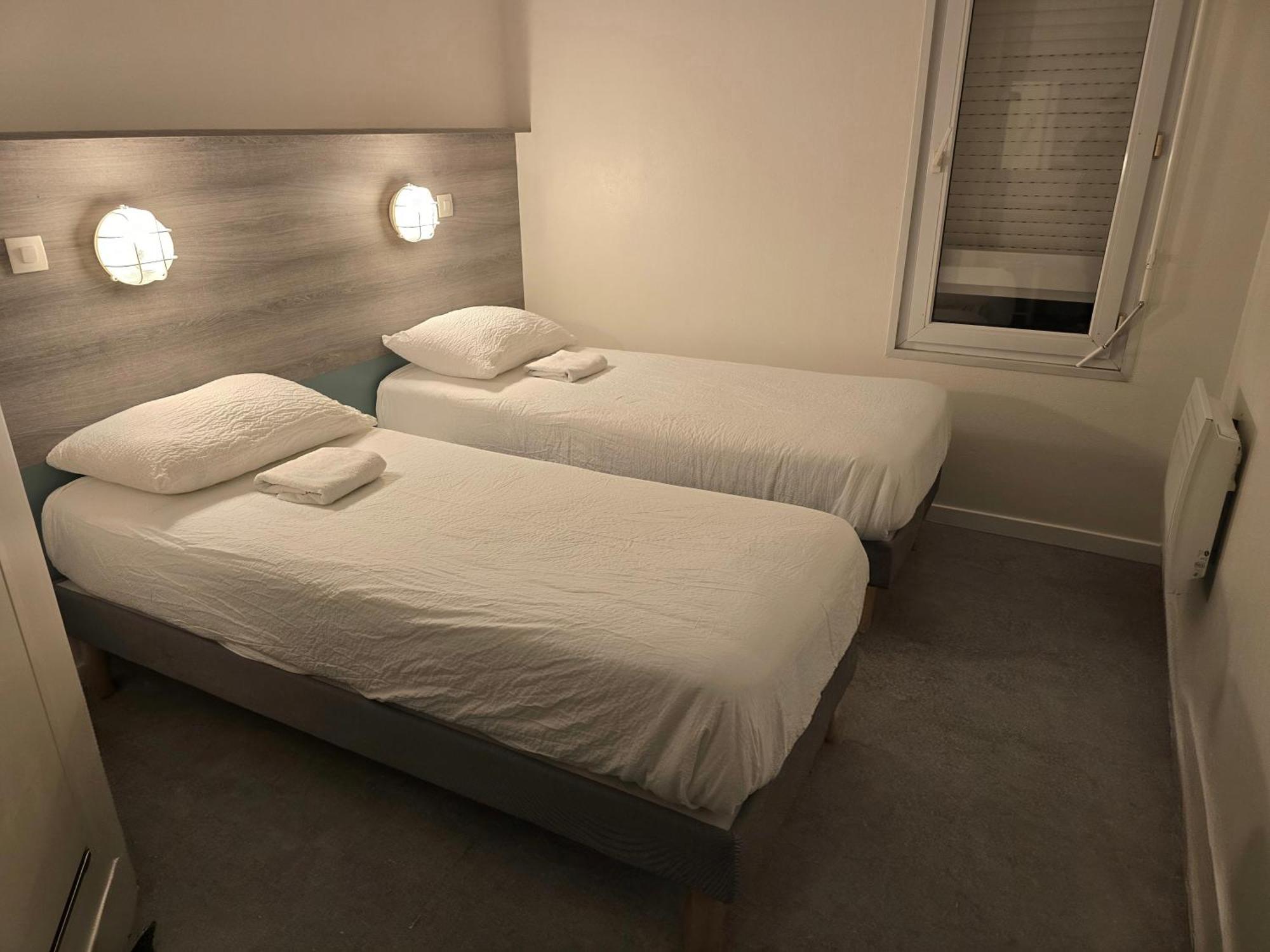 Brit Hotel Essentiel Poitiers Gare Du Futuroscope Jaunay-Clan Екстериор снимка