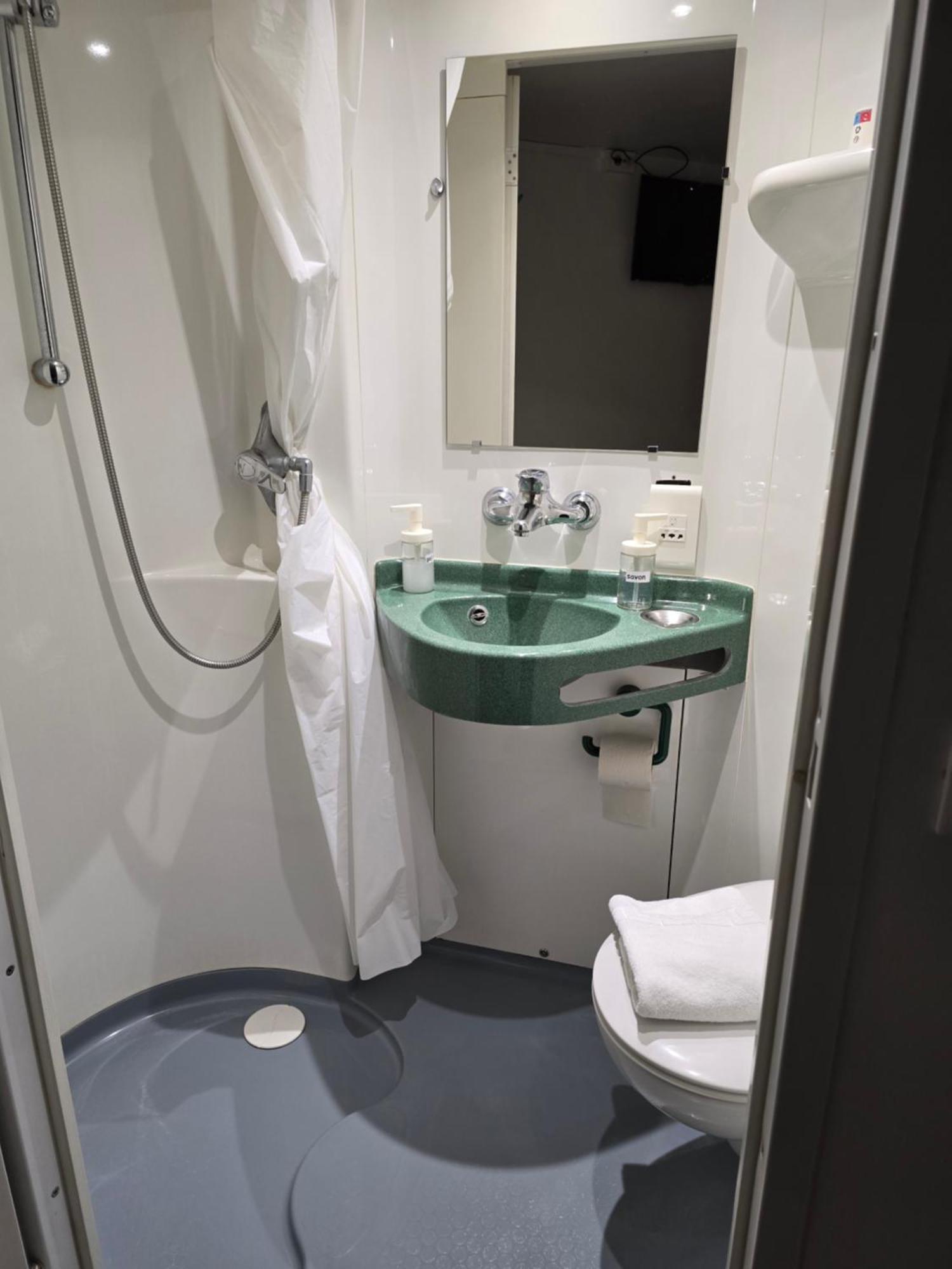 Brit Hotel Essentiel Poitiers Gare Du Futuroscope Jaunay-Clan Екстериор снимка