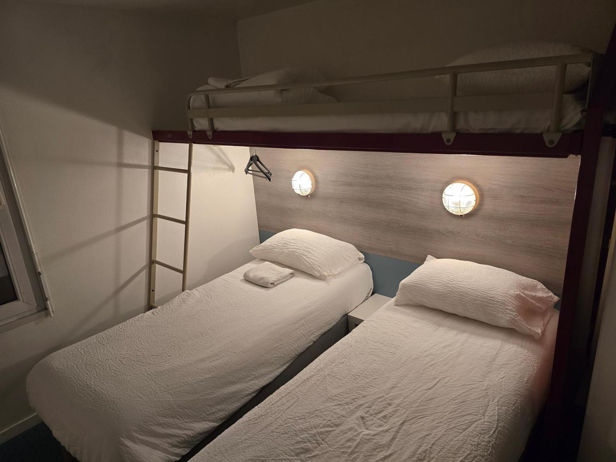 Brit Hotel Essentiel Poitiers Gare Du Futuroscope Jaunay-Clan Екстериор снимка
