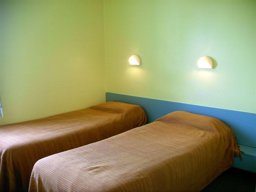 Brit Hotel Essentiel Poitiers Gare Du Futuroscope Jaunay-Clan Екстериор снимка