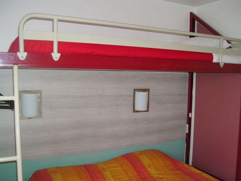 Brit Hotel Essentiel Poitiers Gare Du Futuroscope Jaunay-Clan Екстериор снимка